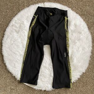 Nishiki Cycling Pants Crop Padded Black Elastic Waist Stretch Women’s Sz Medium